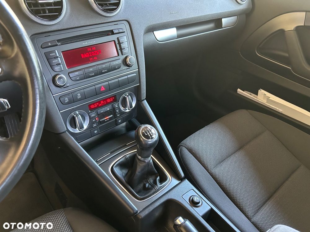 Audi A3 3-drzwiowe 1.6 TDI Attraction - 23