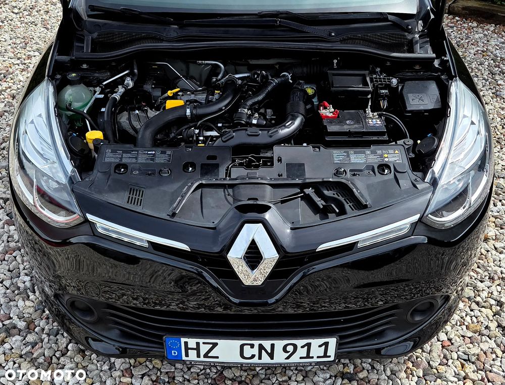 Renault Clio - 23