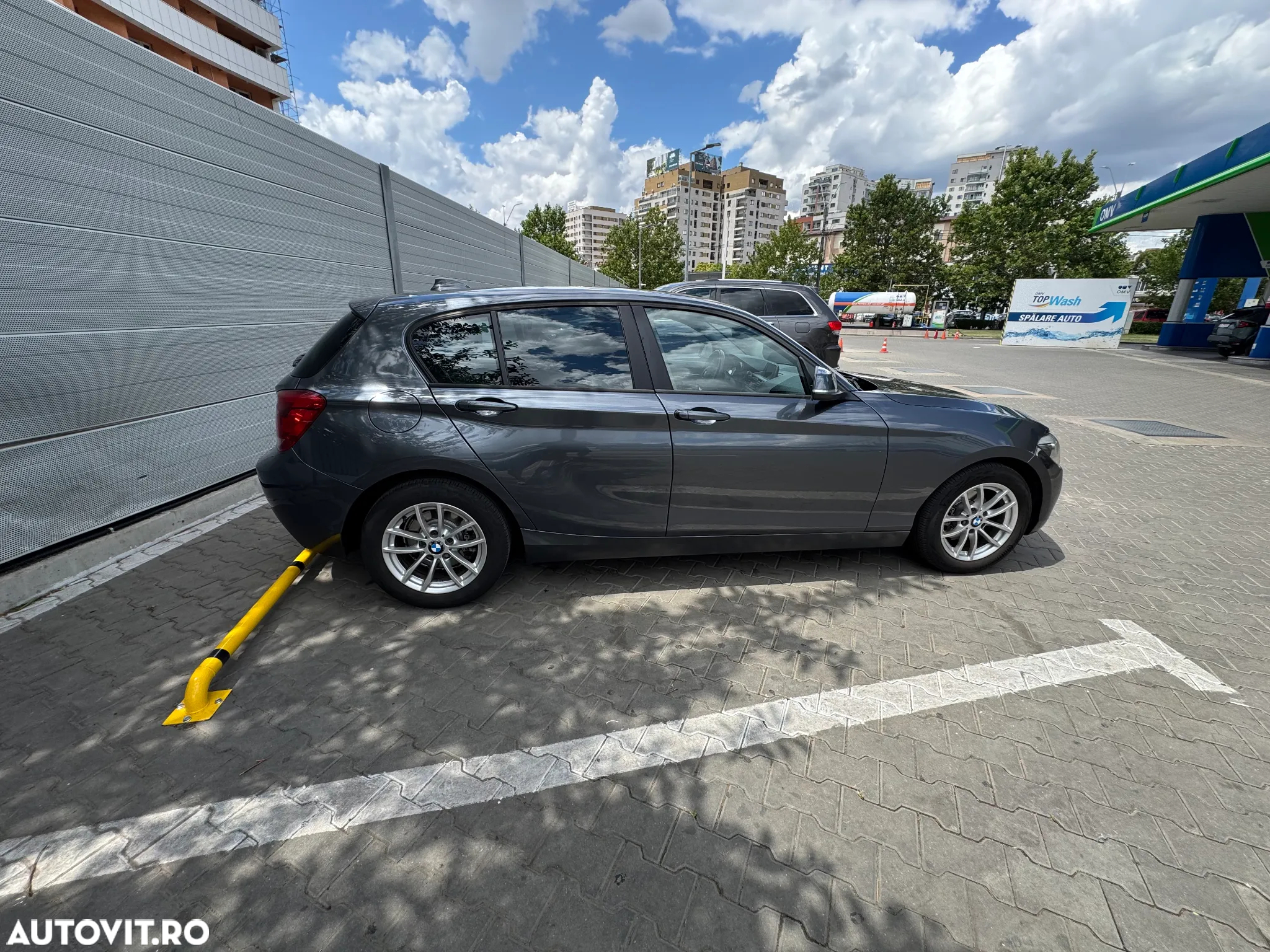 BMW Seria 1 118d - 4