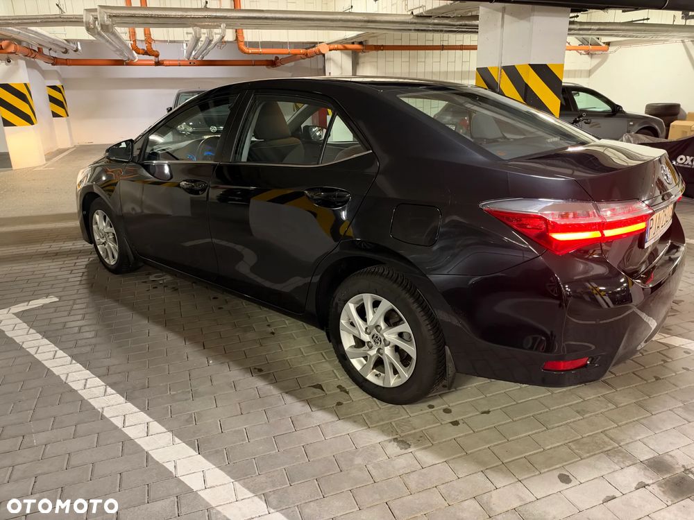 Toyota Corolla - 8