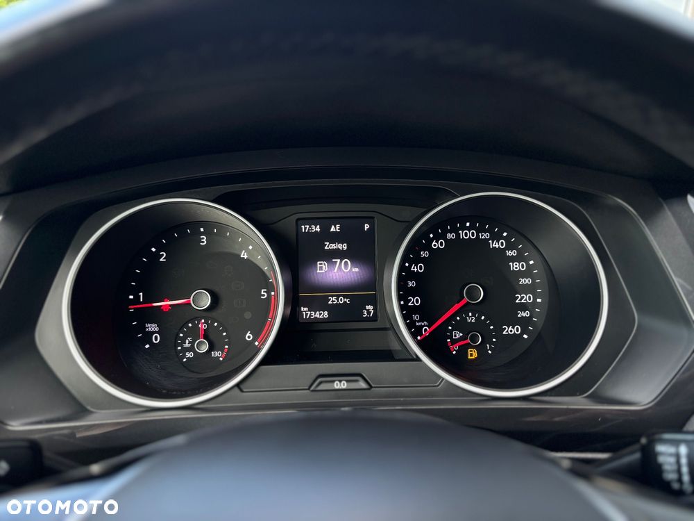 Volkswagen Tiguan 2.0 TDI SCR 4Motion DSG IQ.DRIVE - 23
