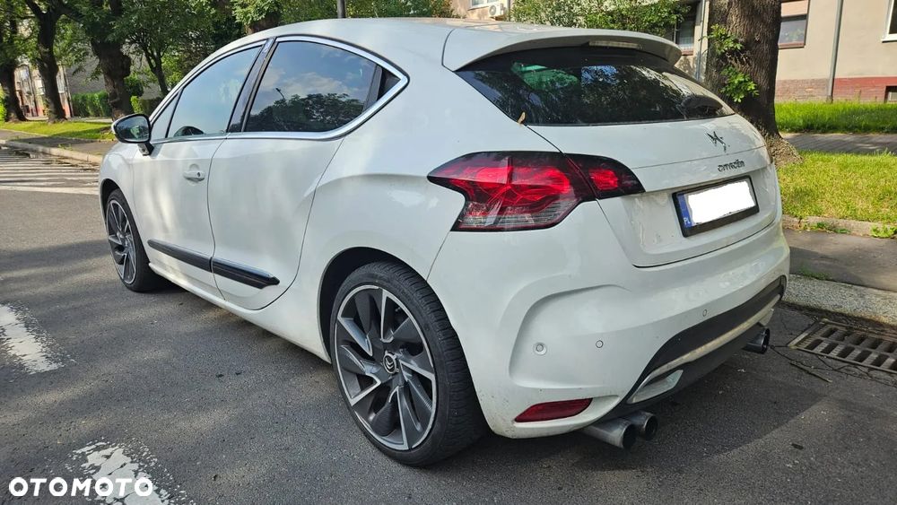 Citroën DS4 THP 200 Pure Pearl - 3