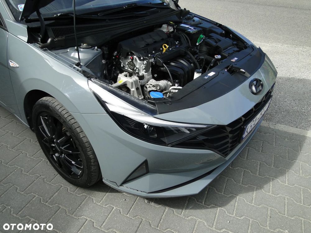Hyundai Elantra 1.6 Smart CVT - 34