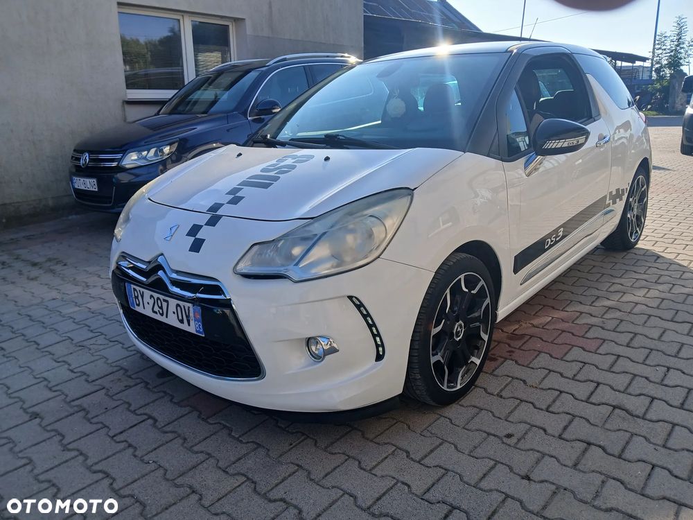 Citroën DS3 1.6 HDi SportChic - 17