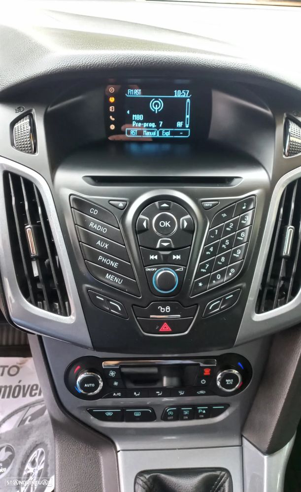 Ford Focus SW 1.6 TDCi Titanium - 12