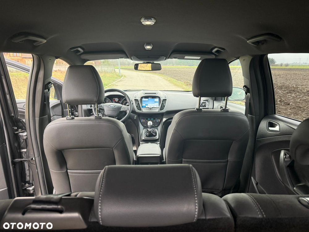 Ford Kuga 2.0 TDCi 4x4 ST-Line - 21