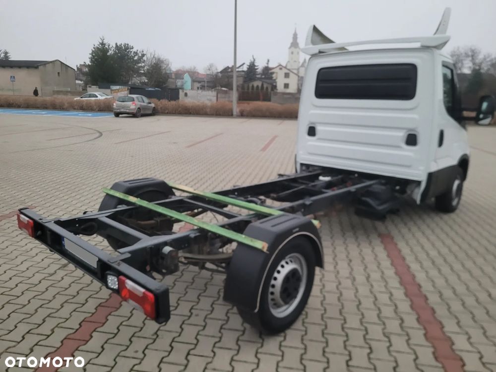 Iveco Daily 35S180 - 10