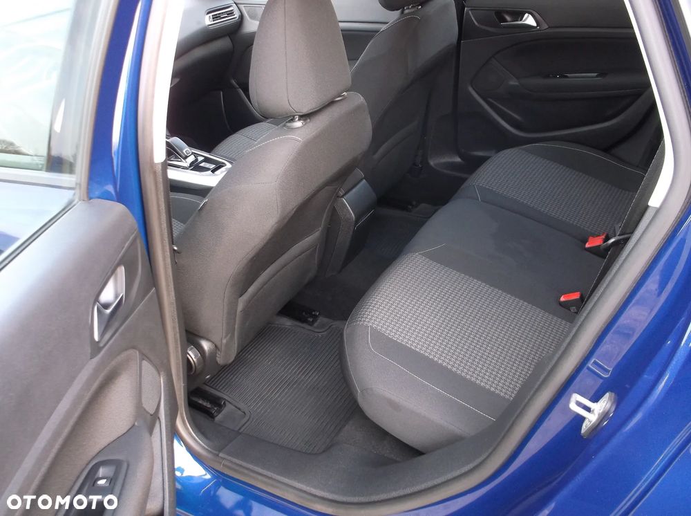 Peugeot 308 PureTech 130 GPF EAT8 Black Edition - 8