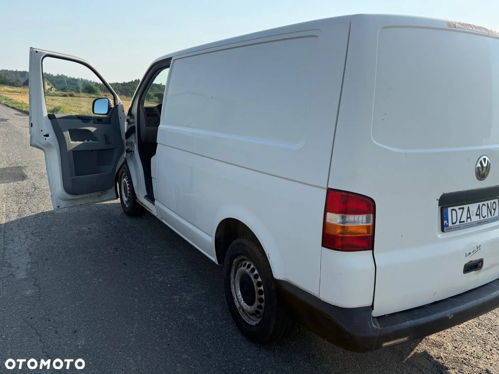 Volkswagen Transporter T5 TDI L1H1 - 2