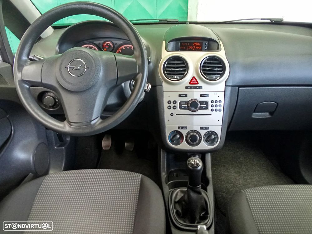 Opel Corsa 1.2 16V Edition - 5
