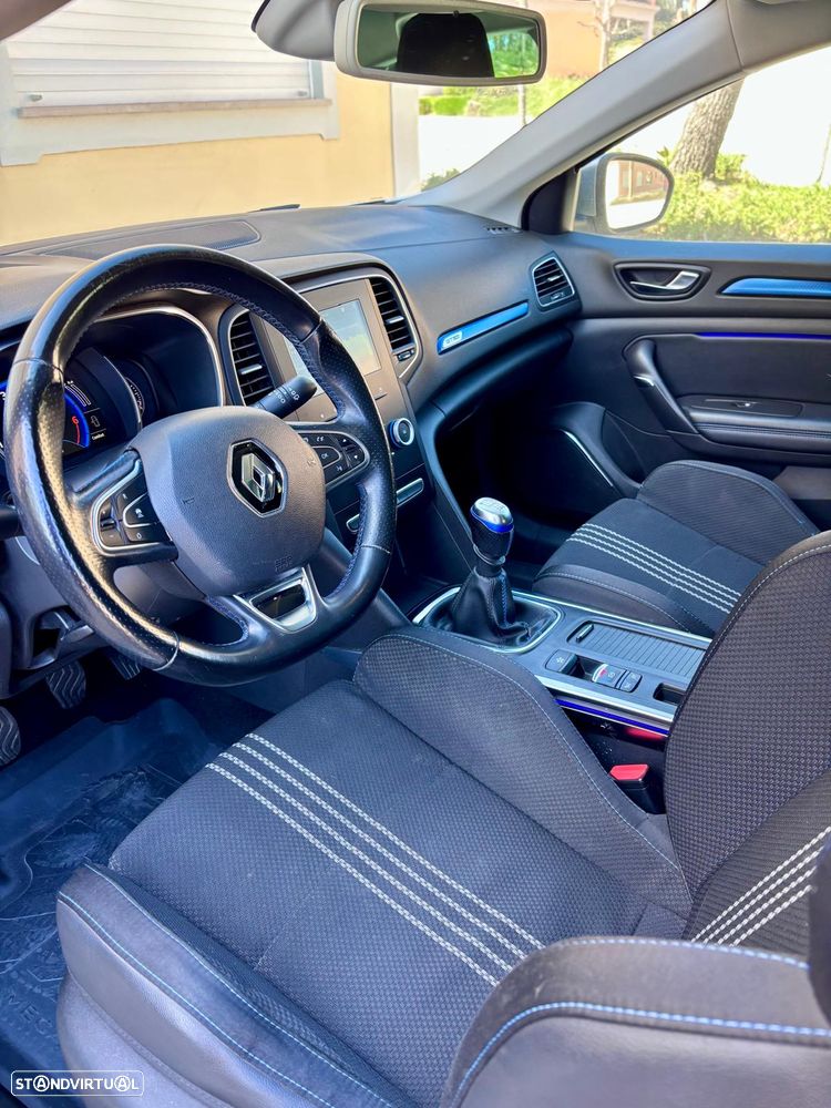 Renault Mégane Sport Tourer 1.2 TCE GT Line - 11