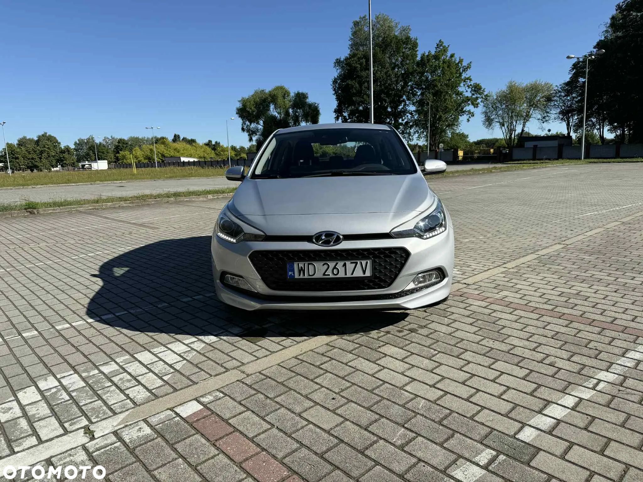 Hyundai i20 blue 1.2 YES Gold - 1