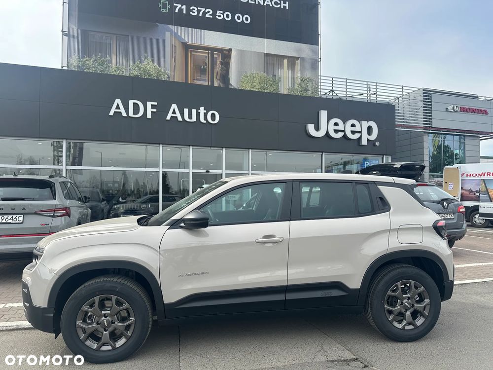 Jeep Avenger 1.2 T3 mHEV Longitude FWD eDCT6 - 3