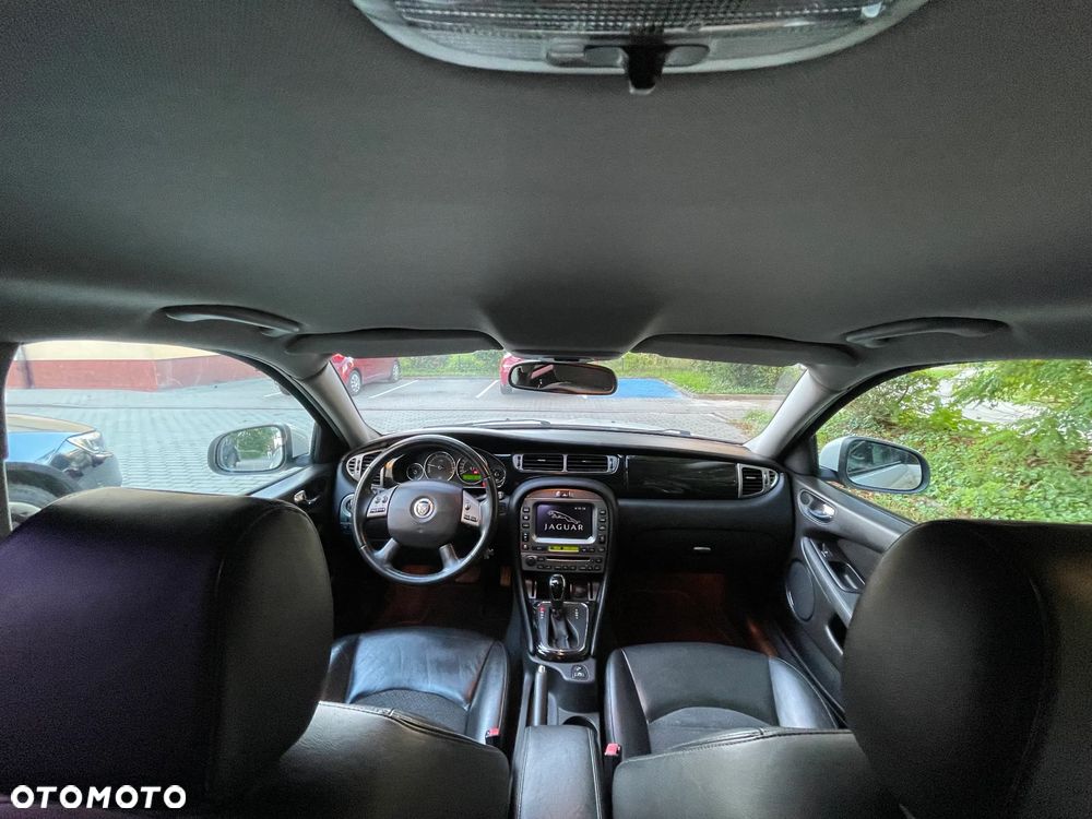 Jaguar X-Type - 21