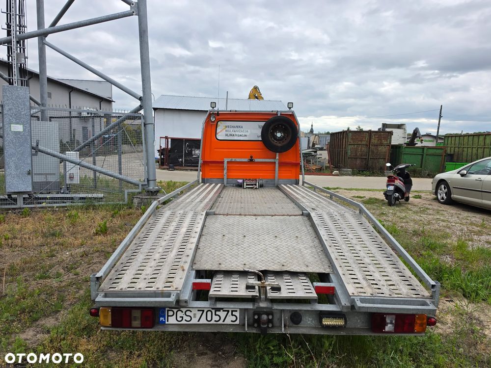 Mercedes-Benz Sprinter - 2