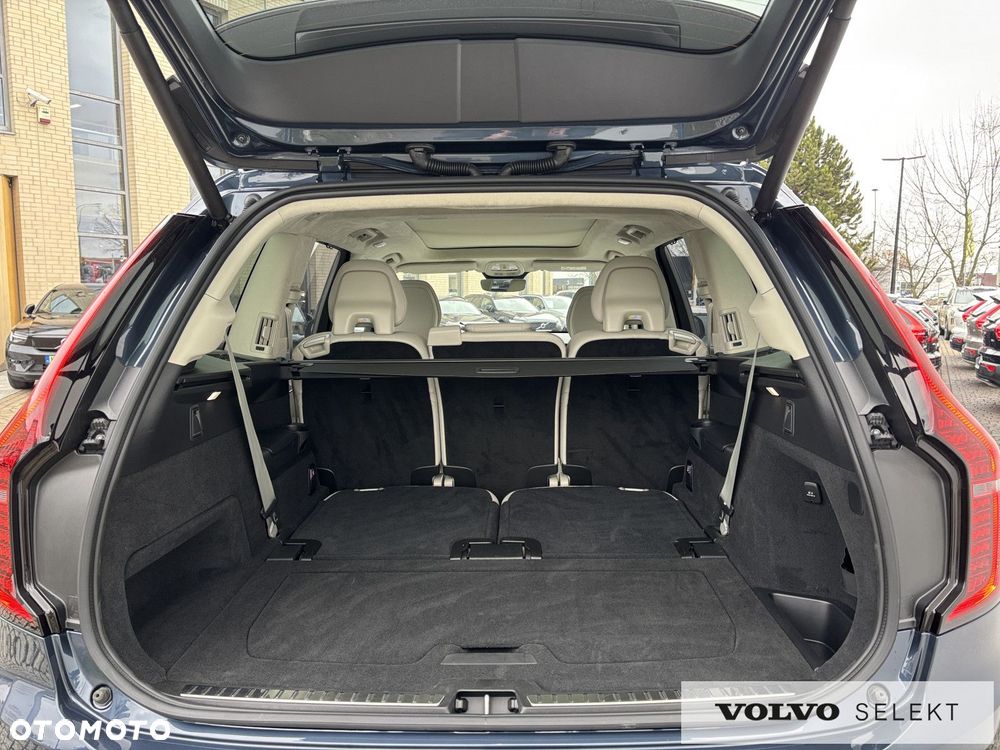 Volvo XC 90 - 29