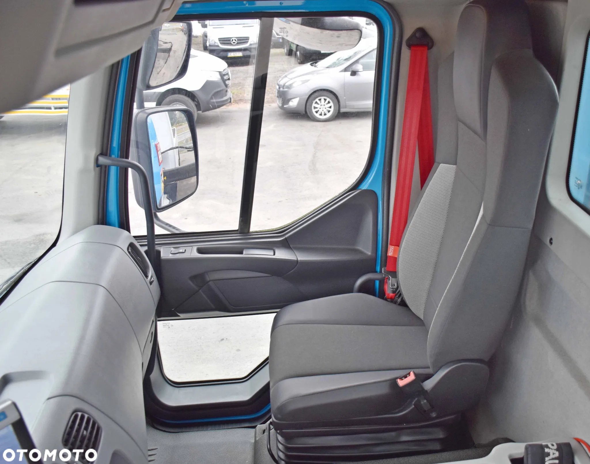 Renault C 320 * PK 12002 EH A + PILOT * STAN BDB - 10