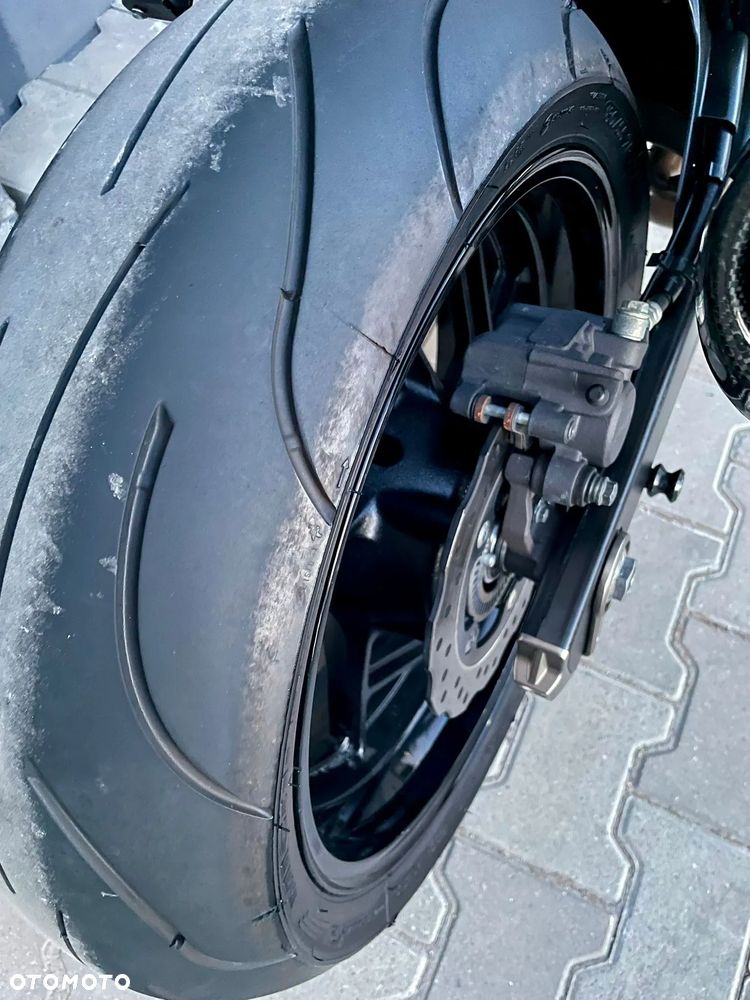 Suzuki GSX - 8
