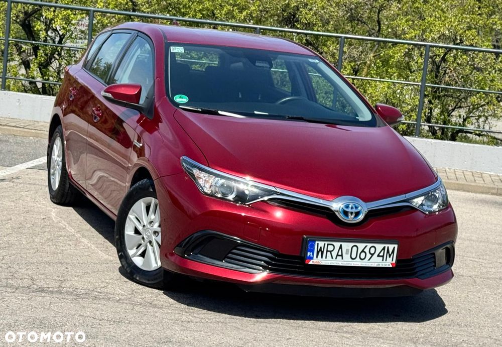 Toyota Auris Hybrid 135 Dynamic - 12