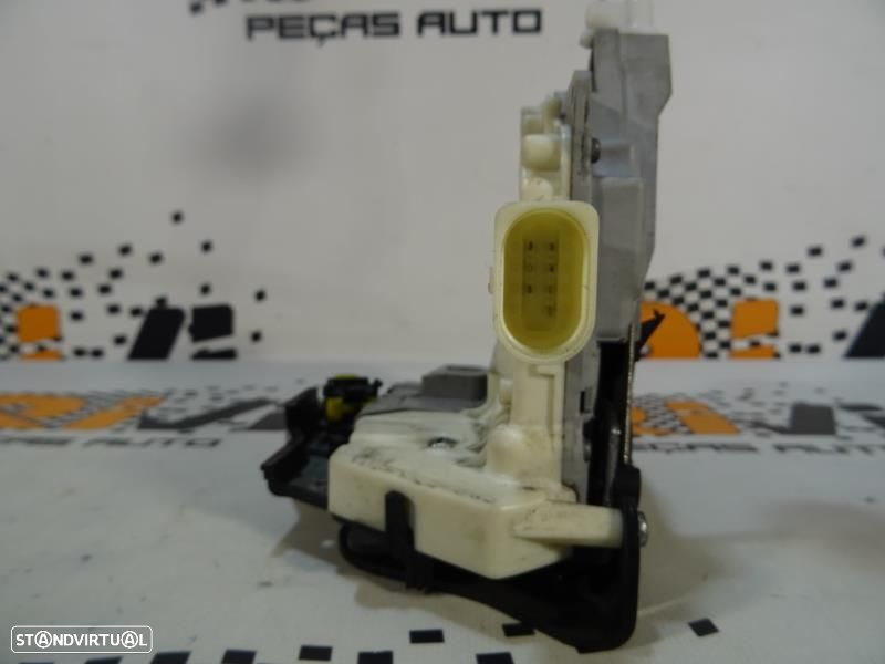 Fecho Da Porta Trás Direita Audi A3 (8P1)  4F0 839 016 / 4F0839016 - 5
