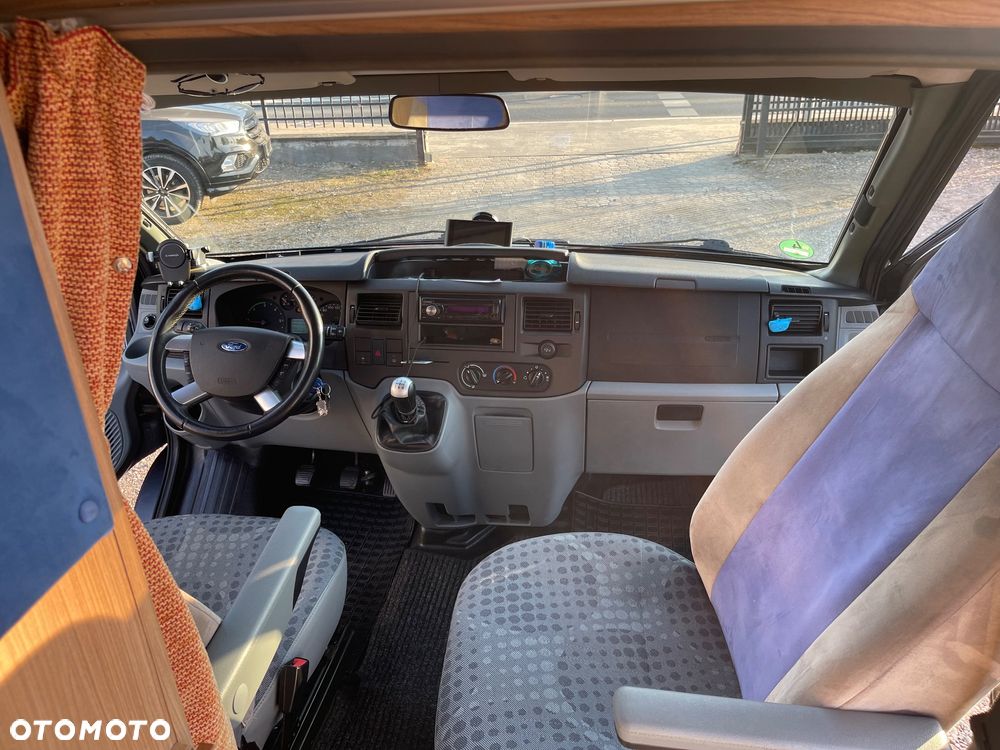 Ford Transit - 27