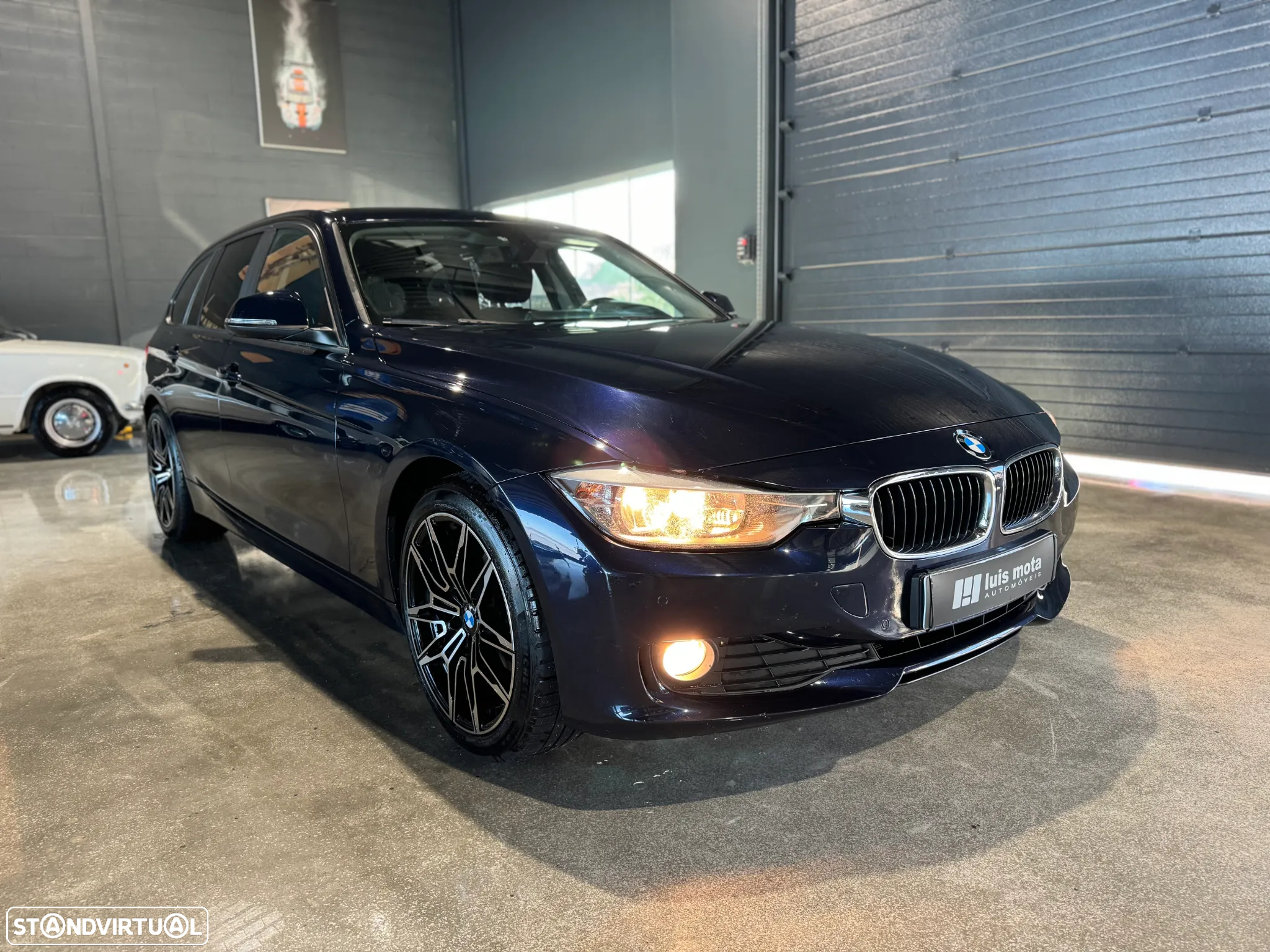 BMW 318 d Touring Line Sport - 9