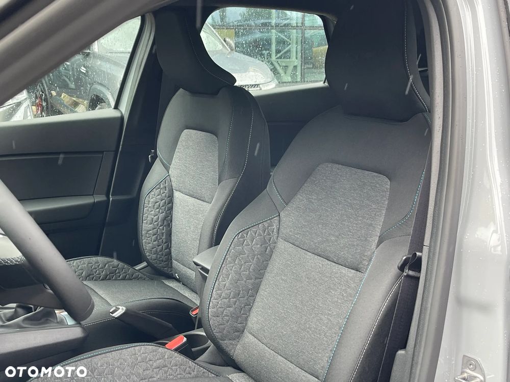 Renault Captur - 13