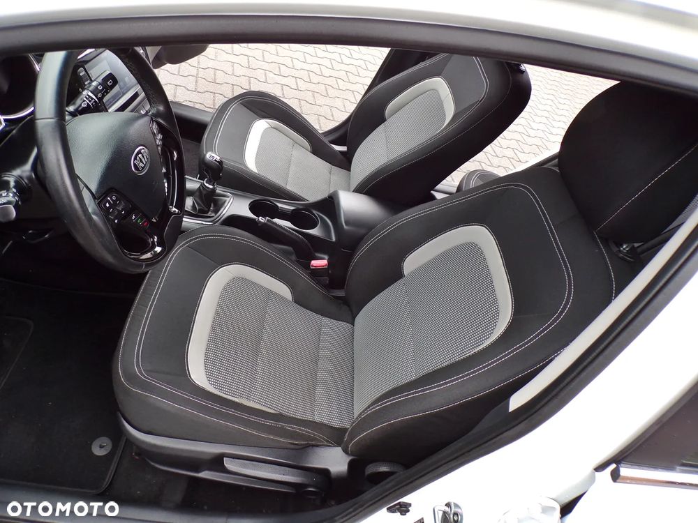 Kia Ceed 1.6 CRDi L - 25