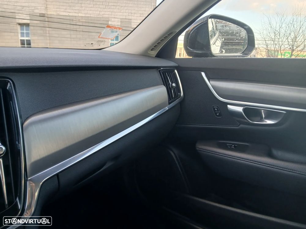 Volvo V90 2.0 D4 Momentum Plus Geartronic - 34