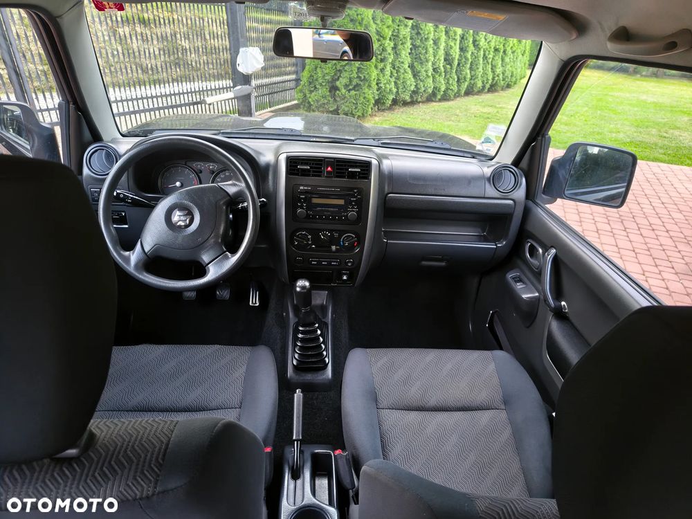 Suzuki Jimny - 33