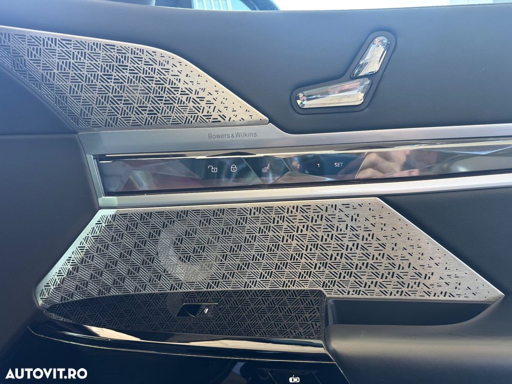 BMW Seria 7 740d xDrive MHEV - 5