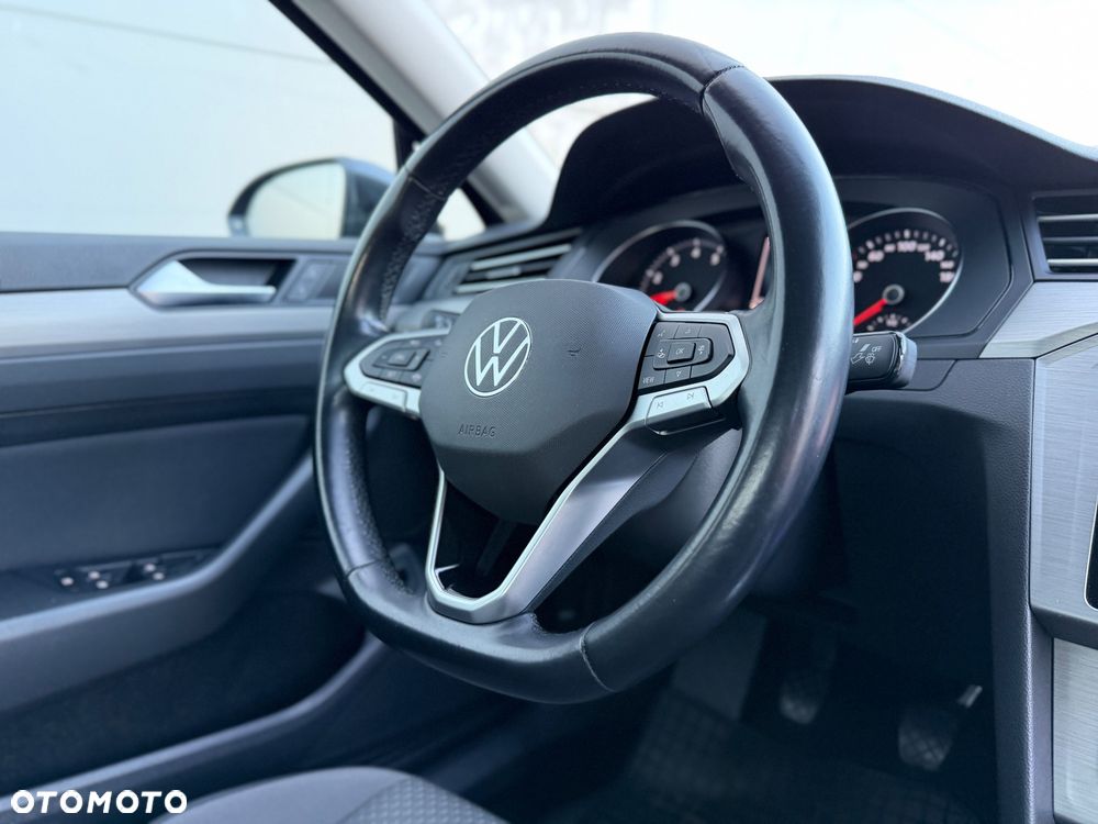Volkswagen Passat 1.5 TSI EVO Business - 12