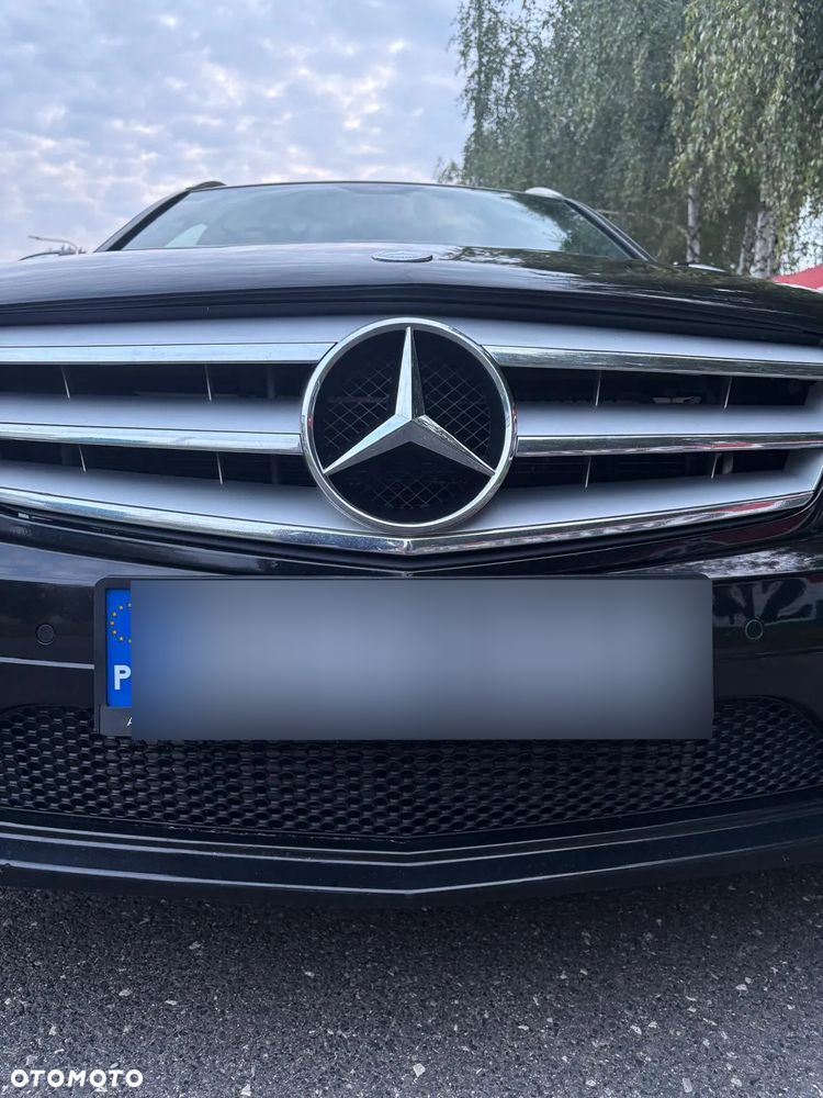Mercedes-Benz Klasa C 180 T Kompressor Automatik Avantgarde - 35