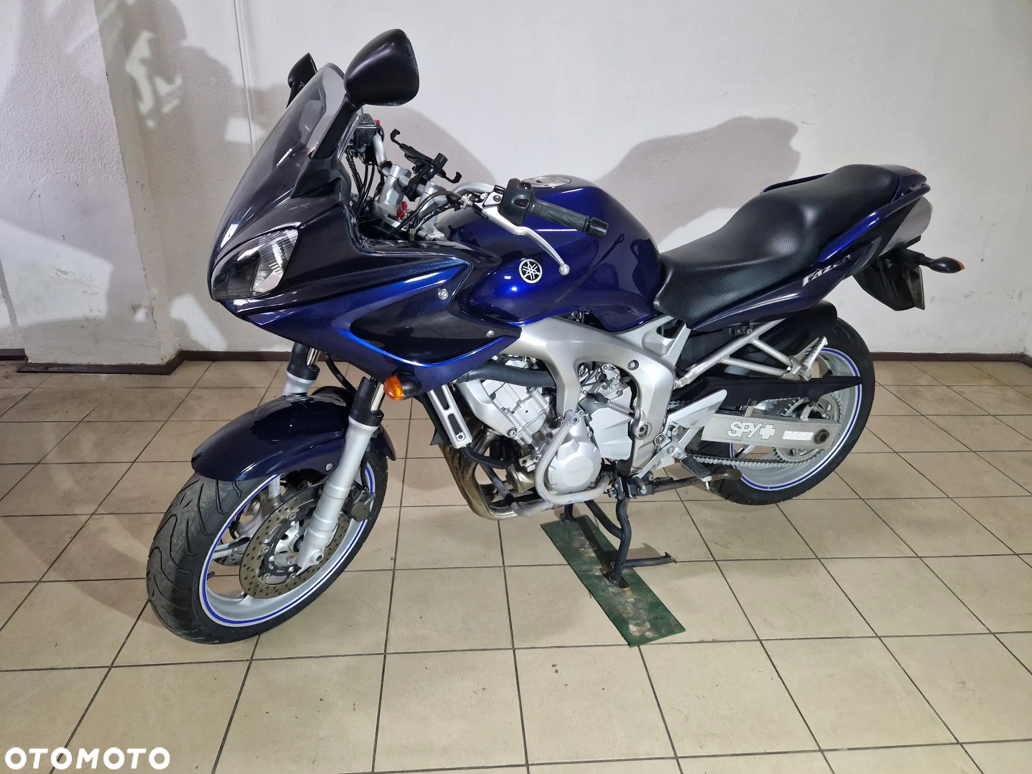 Yamaha FZ6 - 9