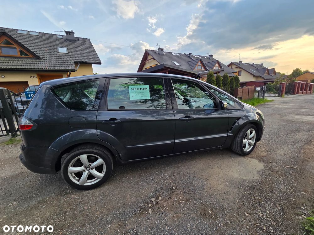 Ford S-Max 2.0 TDCi DPF Titanium - 13