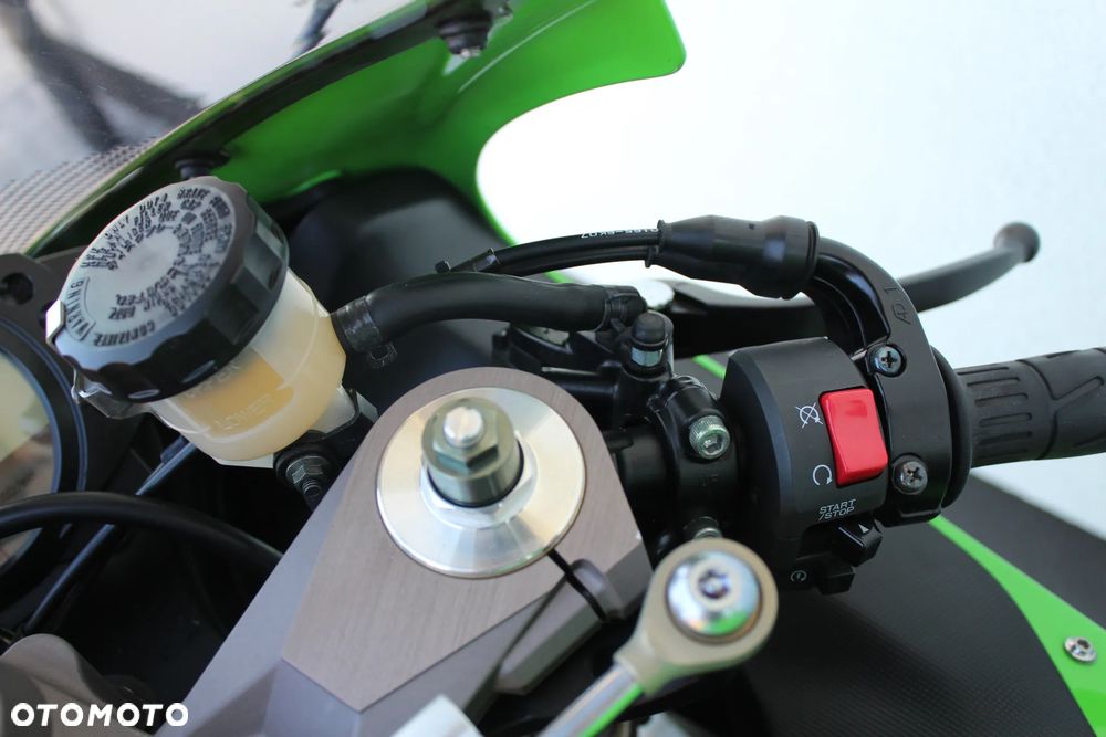 Kawasaki ZXR - 18