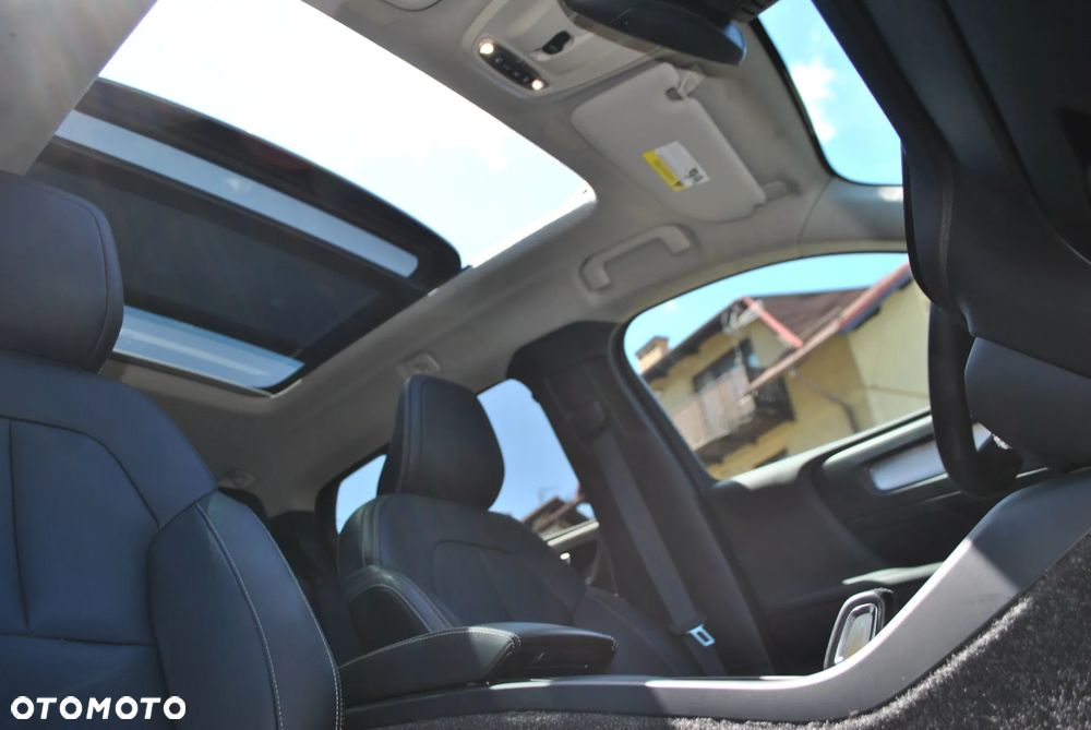 Volvo XC 40 B5 B AWD Geartronic Inscription - 16