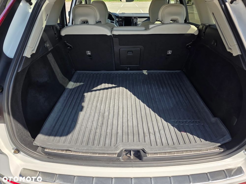 Volvo XC 60 B5 B Inscription - 11