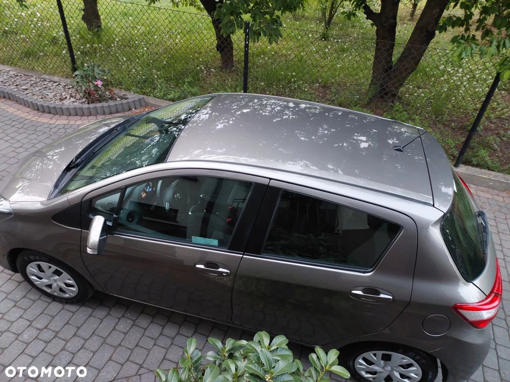 Toyota Yaris 1.5 Premium - 2