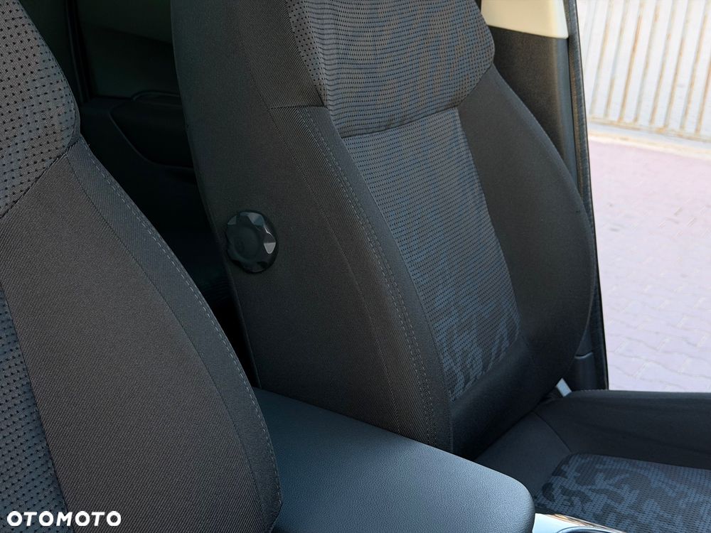 Peugeot 3008 120 VTi Style - 38