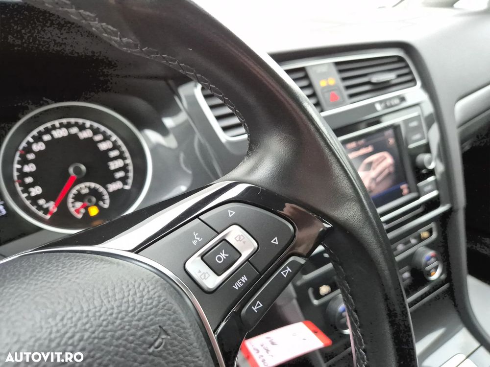 Volkswagen Golf 1.5 TSI Comfortline - 16