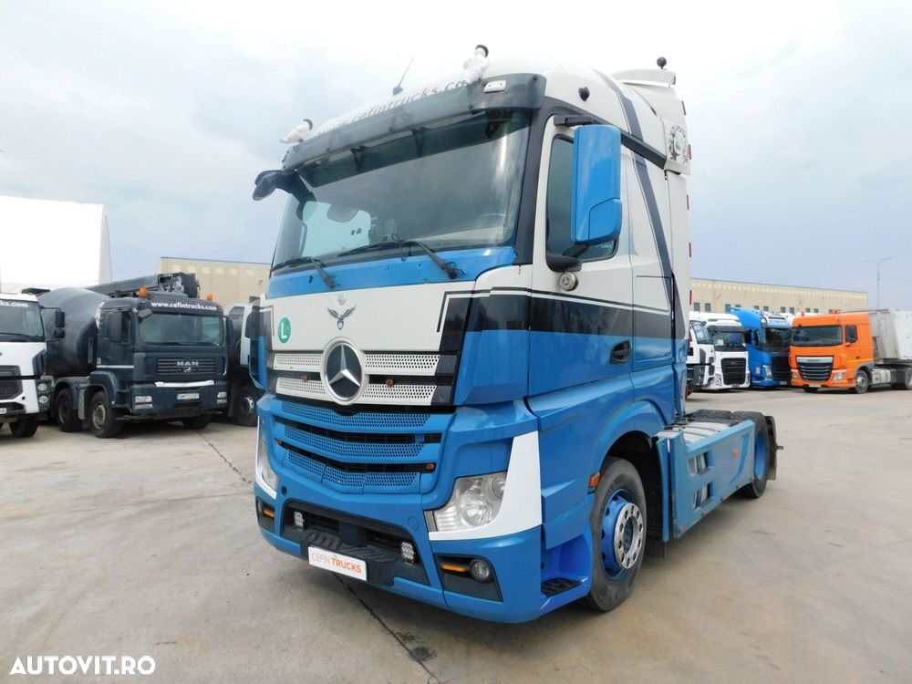 Mercedes-Benz Actros - 1