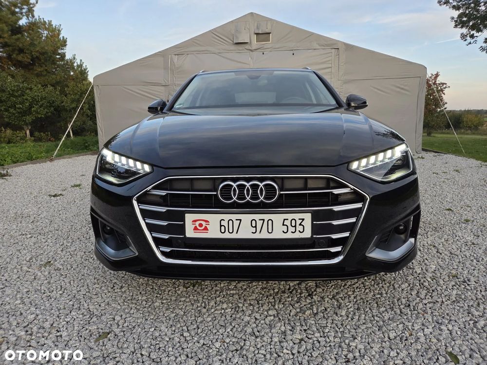 Audi A4 Avant 35 TDI Sport S tronic - 33