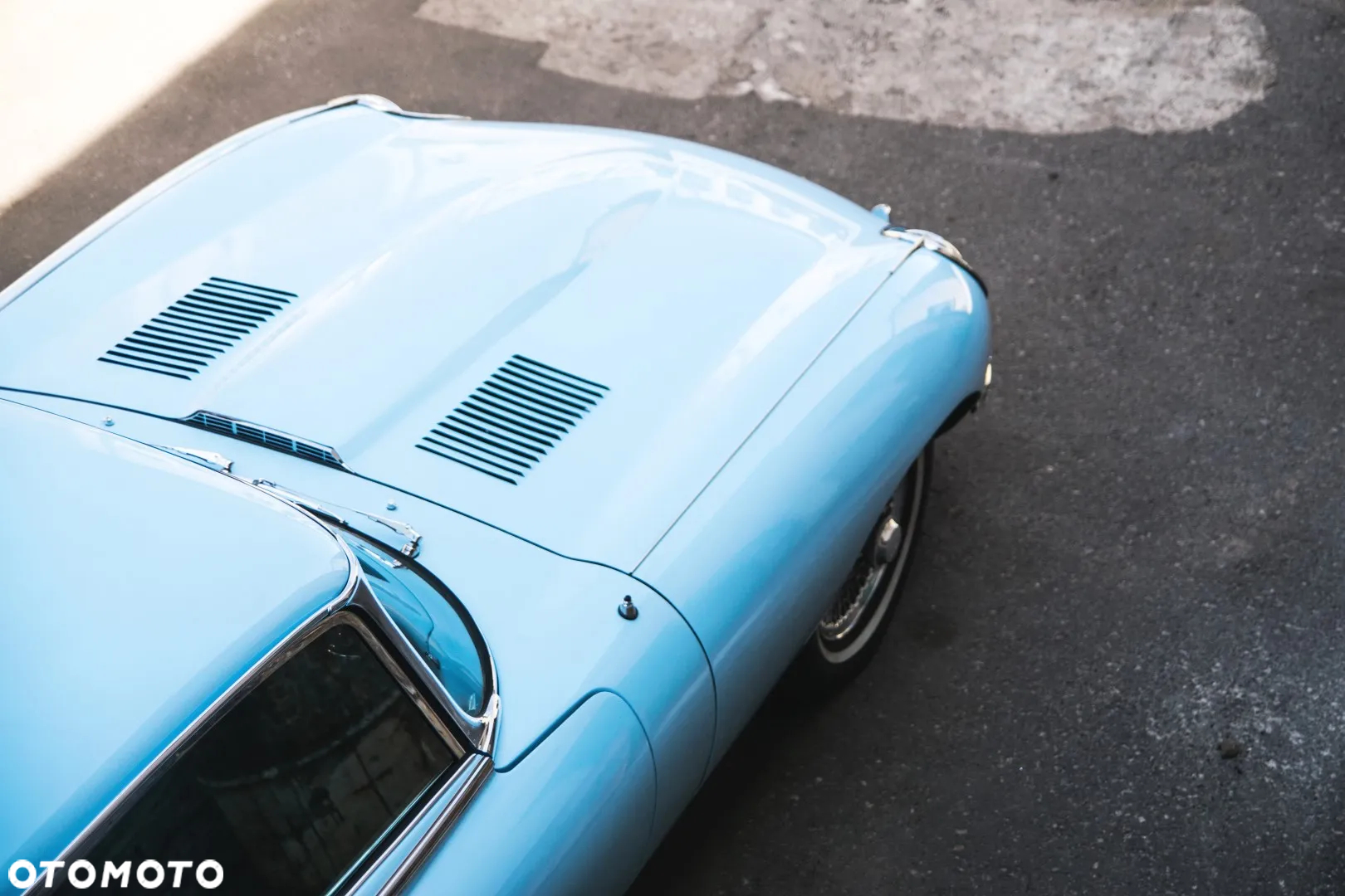 Jaguar E-Type - 6