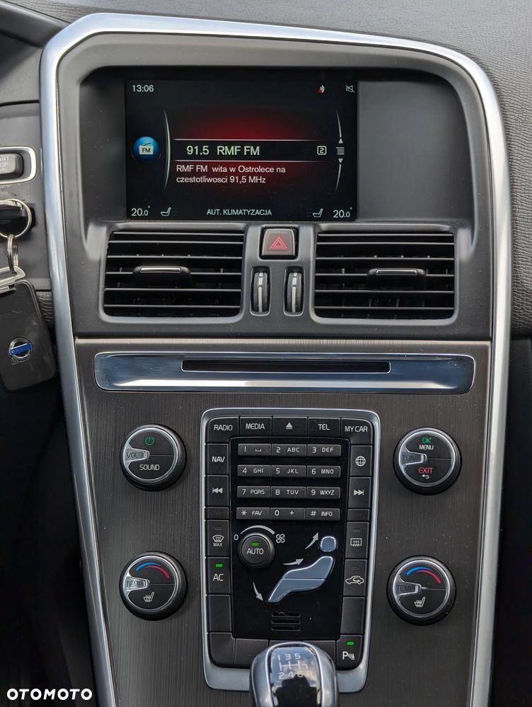Volvo XC 60 D4 Momentum - 31