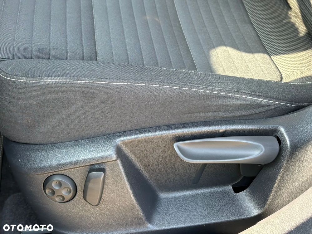 Volkswagen Sharan 2.0 TDI DSG BlueMotion Technology Cup - 26