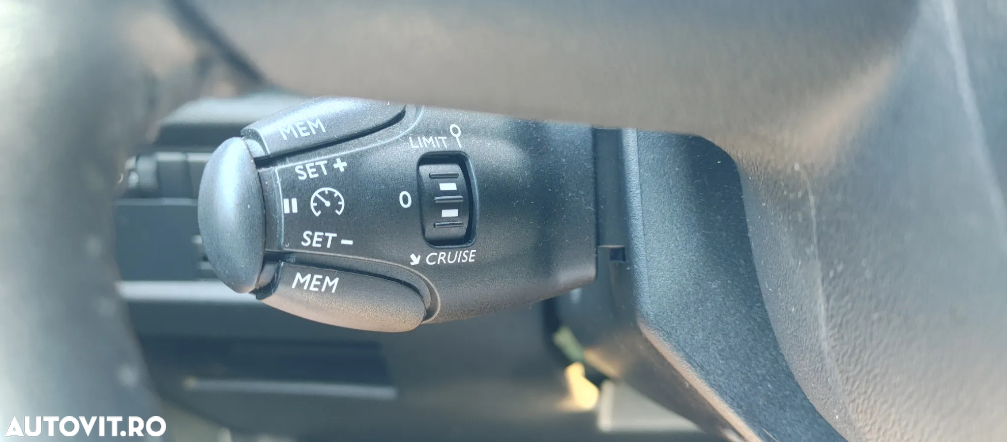 Citroën C5 Aircross 1.5 BlueHDi S&S EAT8 Feel - 24