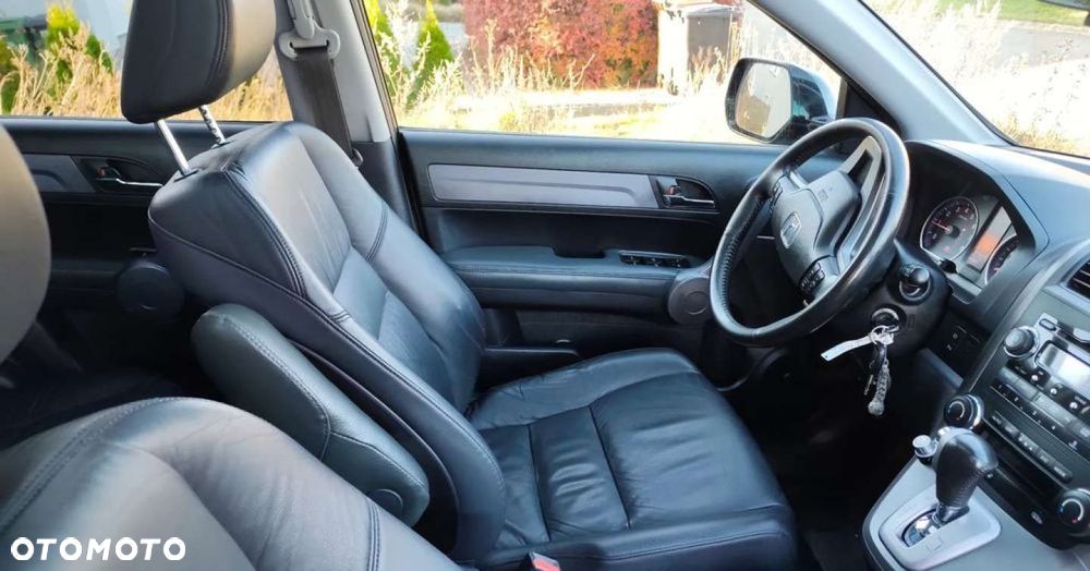 Honda CR-V 2.0i-VTEC Automatik Executive 50 Jahre Edition - 32