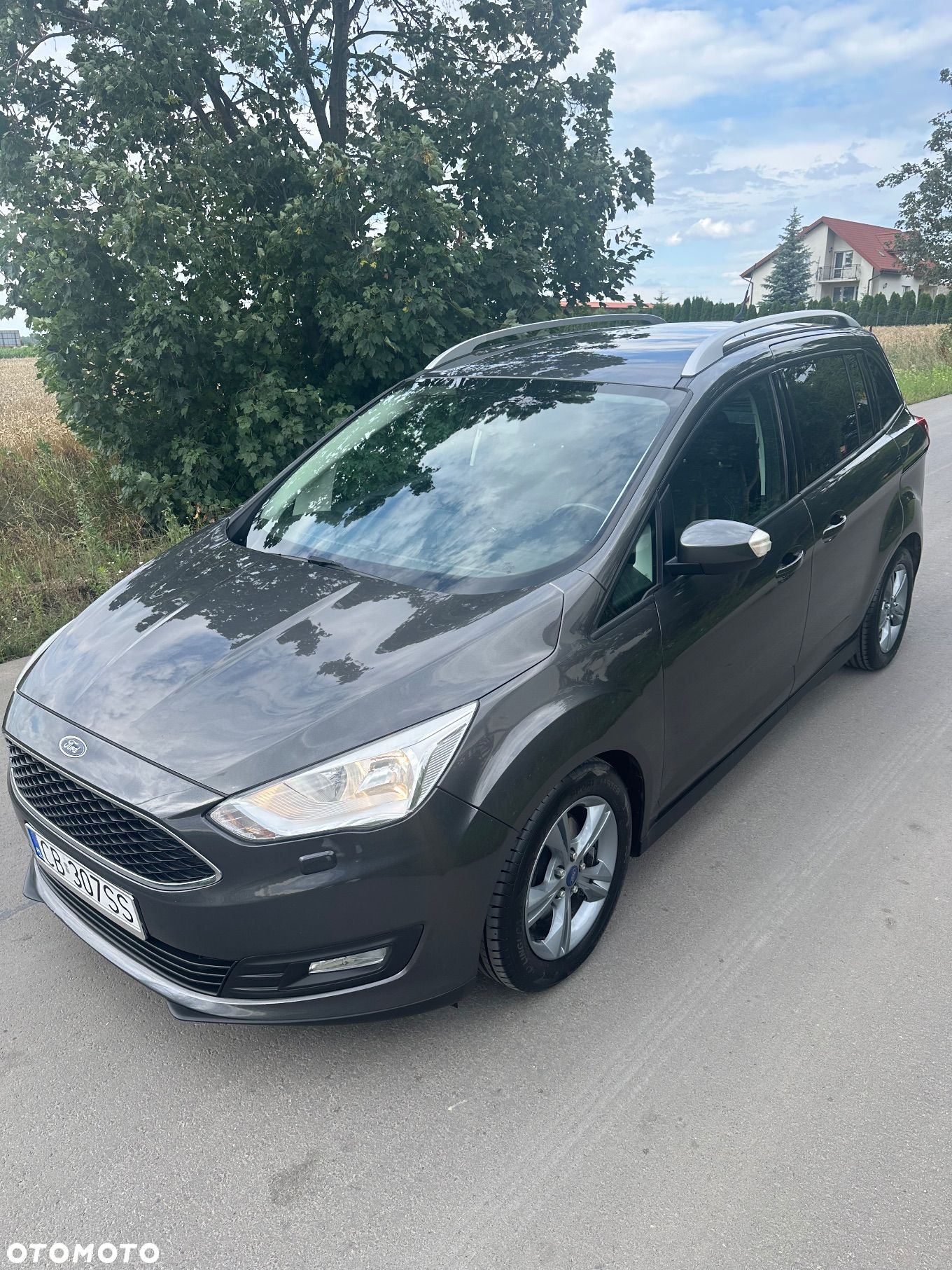 Ford Grand C-MAX - 1