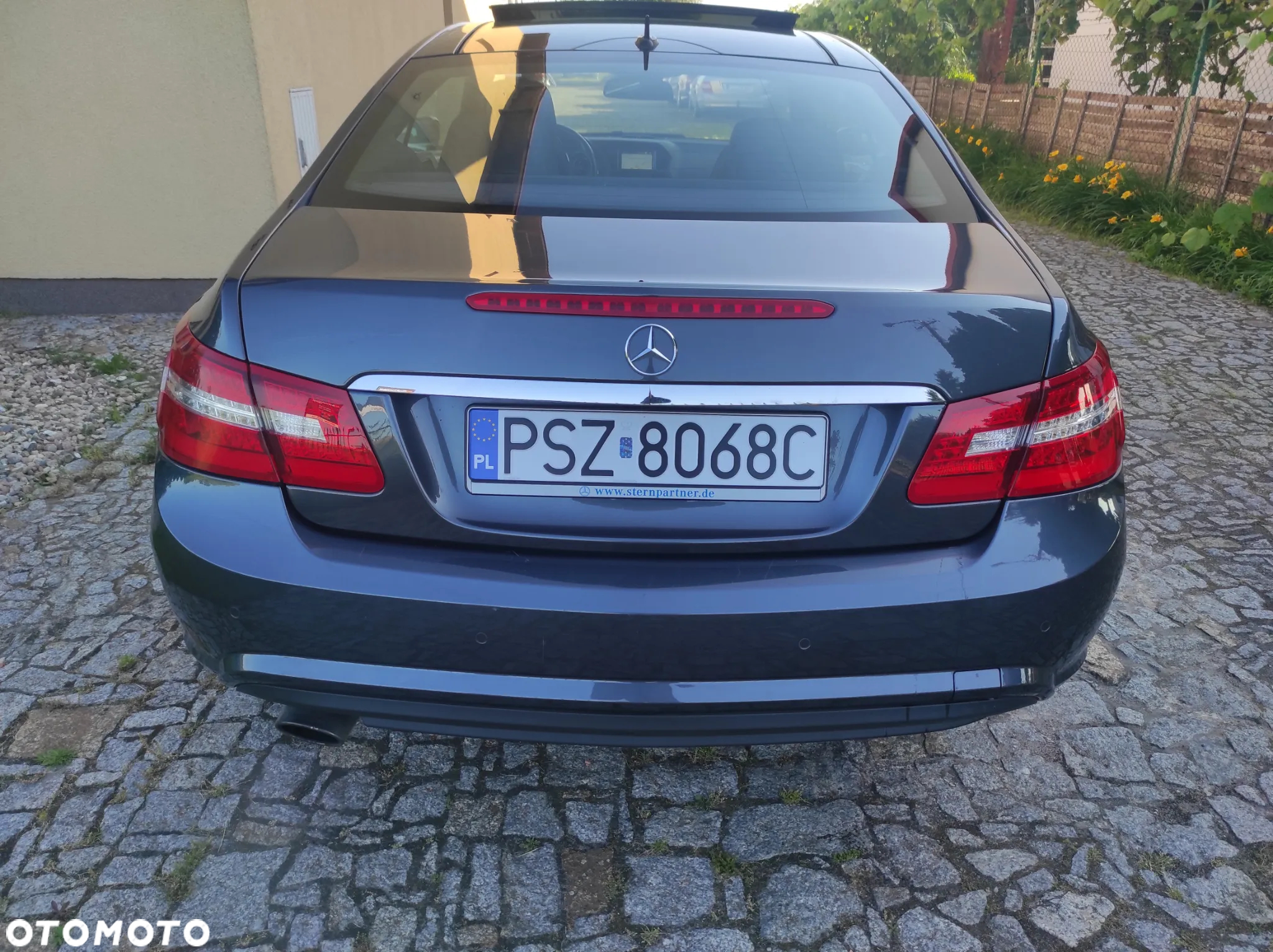 Mercedes-Benz Klasa E 200 CGI BlueEffICIENCY - 15